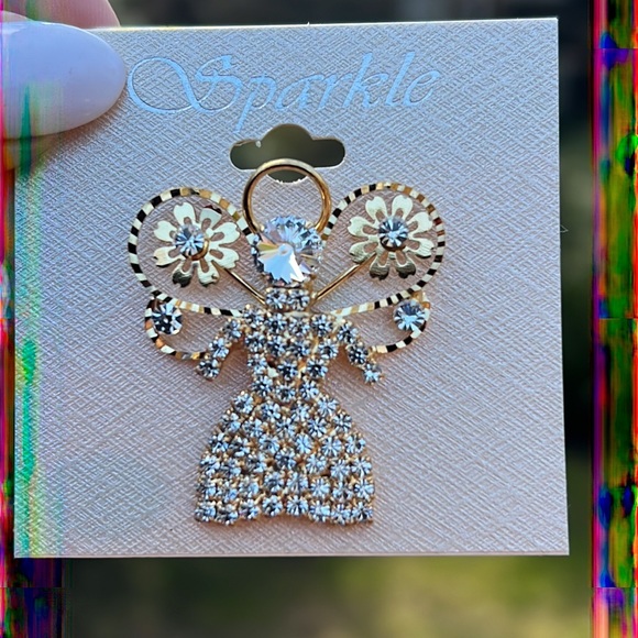 New crystal gold tone Angel 😇 Pin with halo. - Picture 4 of 6
